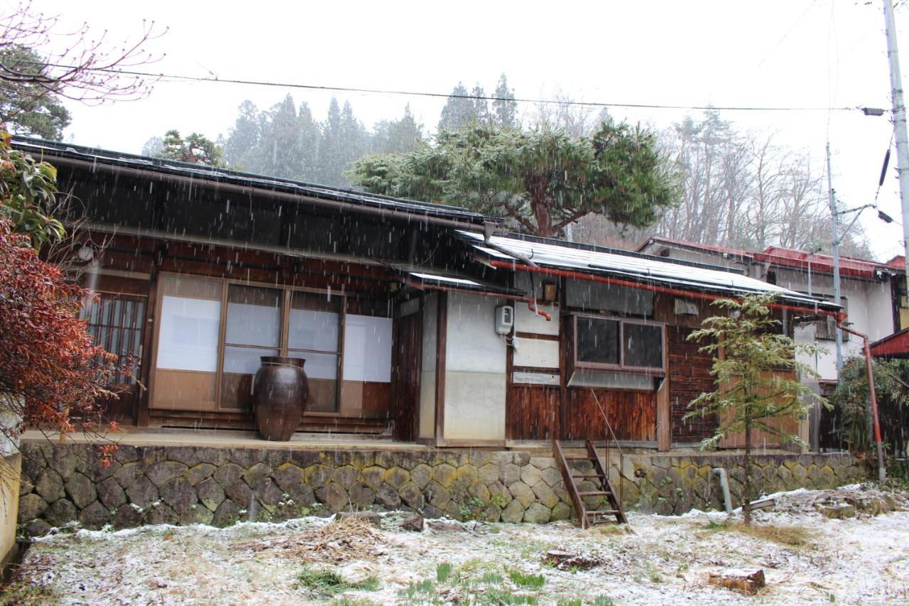 Kusa No Niwa - 飛騨高山 一棟貸切古民家宿 草の庭 Exterior foto